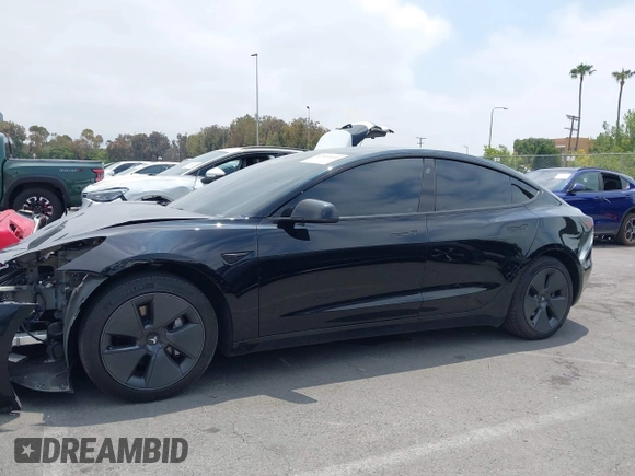 2023 Tesla Model 3 z VIN 5YJ3E1EAXPF604916, wystawiony jako IAAI lot #42461640 z przebiegiem 28 123 mil mil oraz . Historia ofert i sprzedaży dostępna na DreamBid. Obrazek 15.