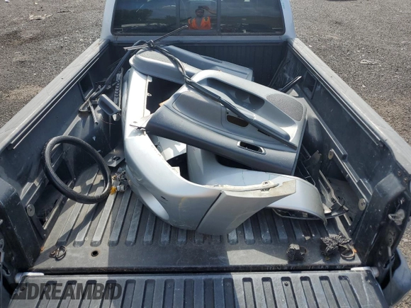 2006 Toyota Tacoma with VIN 5TEMU52N16Z208425, listed as a Copart auction lot 62298415 with 204,676 mi miles and Salvage title. Bid and sale history available at DreamBid. Image 12.