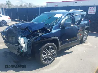 2017 GMC Acadia SLT with VIN 1GKKNMLS5HZ257326, listed as a IAAI auction lot 41786974 with 105,636 mi miles. Bid and sale history available at carsss.com. Image 17.