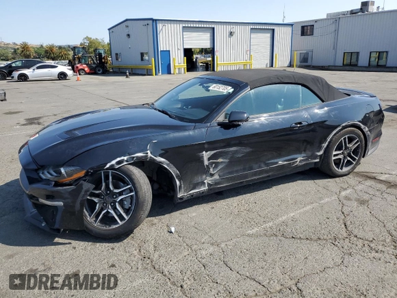 2018 Ford Mustang EcoBoost Premium z VIN 1FATP8UHXJ5145287, wystawiony jako Copart lot #60152705 z przebiegiem 75 119 mil mil oraz Szkoda całkowita • Salvage title. Historia ofert i sprzedaży dostępna na DreamBid. Obrazek 1.