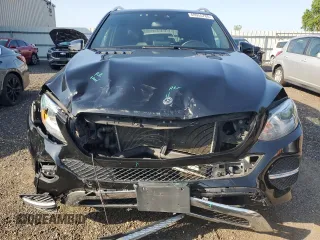 2019 Mercedes-Benz GLE 400 with VIN 4JGDA5GB4KB205696, listed as a Copart auction lot 60955785 with 107,027 mi miles and Salvage title. Bid and sale history available at DreamBid. Image 5.