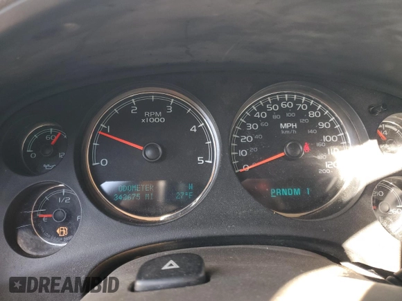 2011 GMC Sierra 2500HD SLT z VIN 1GT121C86BF128555, wystawiony jako Copart lot #46121585 z przebiegiem 343 675 mil mil oraz Szkoda całkowita • Salvage title. Historia ofert i sprzedaży dostępna na DreamBid. Obrazek 9.