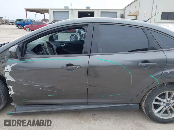 2018 Ford Focus SE with VIN 1FADP3F29JL269000, listed as a IAAI auction lot 41630271 with 75,073 mi miles. Bid and sale history available at carsss.com. Image 15.