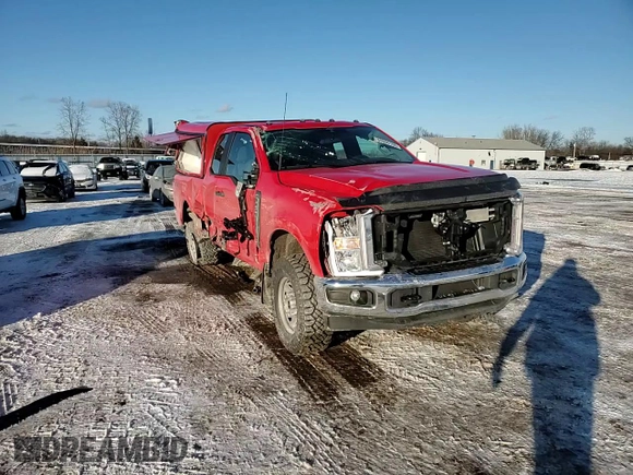 2024 Ford F-250 XL with VIN 1FT7X2BA2REE75404, listed as a Copart auction lot 88600105 with 5,946 mi miles and Salvage title. Bid and sale history available at DreamBid. Image 10.