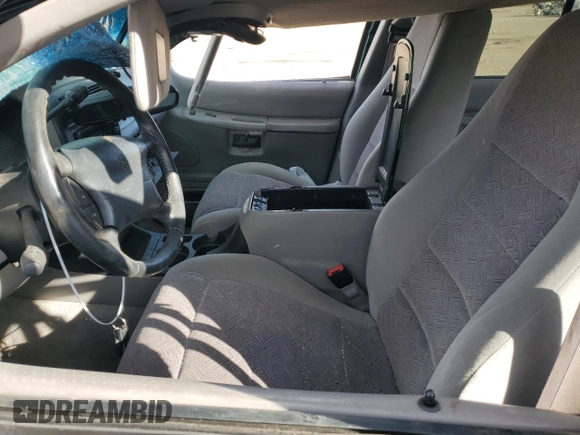 1998 Ford Explorer XLT с VIN 1FMZU35P8WZC28329, выставлен на аукционе Copart как лот 85335514 с пробегом 283 716 миль миль и Списание • Salvage title. История ставок и продаж доступна на DreamBid. Изображение 7.