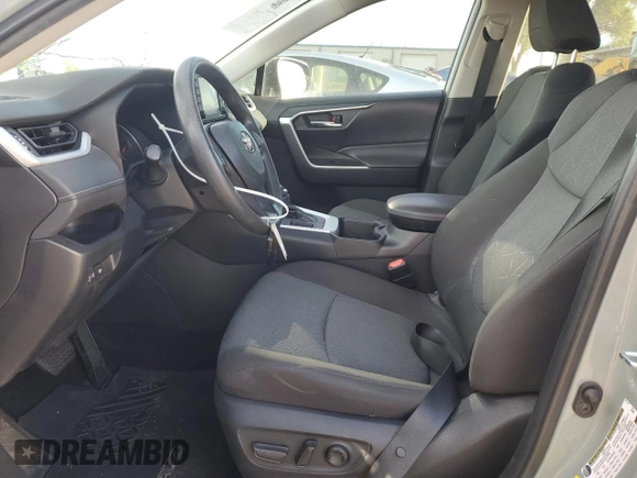 2022 Toyota RAV4 XLE with VIN 2T3W1RFV0NW189461, listed as a Copart auction lot 57841765 with 18,067 mi miles and Salvage title. Bid and sale history available at DreamBid. Image 7.