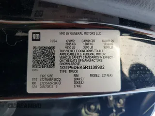 2024 GMC Canyon 4WD AT4 z VIN 1GTP6DEK5R1109902, wystawiony jako Copart lot #54504725 z przebiegiem 28 350 mil mil oraz Szkoda całkowita • Salvage title. Historia ofert i sprzedaży dostępna na DreamBid. Obrazek 12.