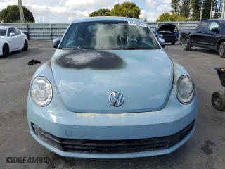 2012 Volkswagen Beetle 2.5L PZEV with VIN 3VWJP7AT4CM632290, listed as a Copart auction lot 81698264 with 98,845 mi miles and Non Repairable. Bid and sale history available at carsss.com. Image 5.