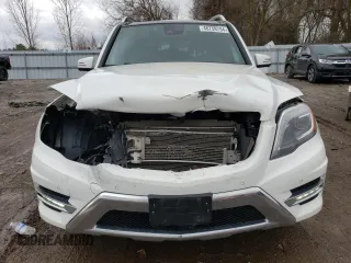 2015 Mercedes-Benz GLK 250 with VIN WDCGG0EB2FG403038, listed as a Copart auction lot 46759794 with 140,813 mi miles and . Bid and sale history available at DreamBid. Image 5.