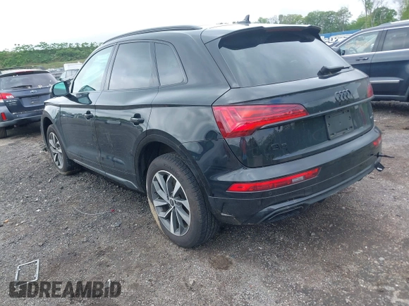 2024 Audi Q5 S line Premium with VIN WA1GAAFY9R2108000, listed as a IAAI auction lot 42275990 with 9,392 mi miles and . Bid and sale history available at DreamBid. Image 3.