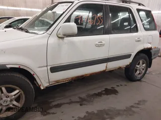 2000 Honda CR-V EX with VIN JHLRD186XYC023471, listed as a IAAI auction lot 41716755 with 335,641 mi miles. Bid and sale history available at carsss.com. Image 6.