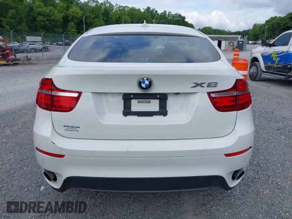 2013 BMW X6 xDrive35i z VIN 5UXFG2C59DL788319, wystawiony jako IAAI lot #42522879 z przebiegiem 158 589 mil mil oraz . Historia ofert i sprzedaży dostępna na DreamBid. Obrazek 16.