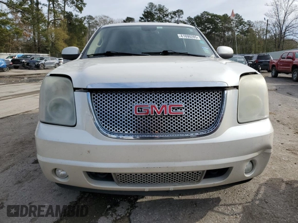2010 GMC Yukon Denali with VIN 1GKUCEEF8AR289245, listed as a Copart auction lot 41690285 with 224,122 mi miles and Salvage Title. Bid and sale history available at carsss.com. Image 5.