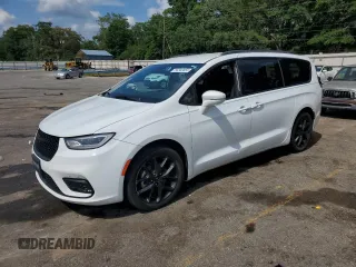 2021 Chrysler Pacifica Touring z VIN 2C4RC1FG8MR517244, wystawiony jako Copart lot #55303855 z przebiegiem 86 725 mil mil oraz Szkoda całkowita • Salvage title. Historia ofert i sprzedaży dostępna na DreamBid. Obrazek 1.