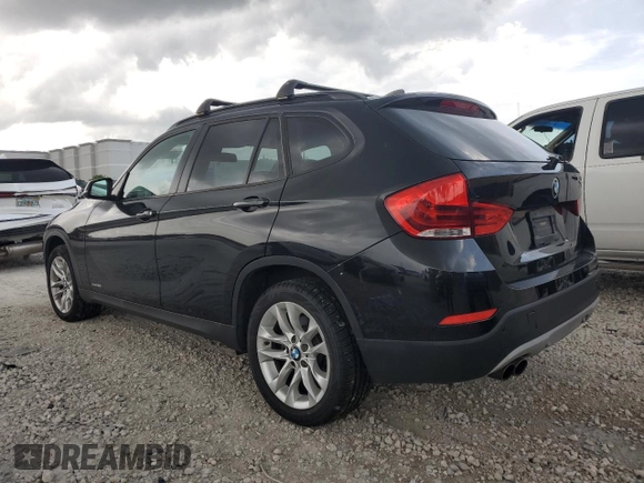 2015 BMW X1 xDrive28i z VIN WBAVL1C5XFVY35591, wystawiony jako Copart lot #59353955 z przebiegiem 86 462 mil mil oraz Czysty tytuł • Clean title. Historia ofert i sprzedaży dostępna na DreamBid. Obrazek 2.