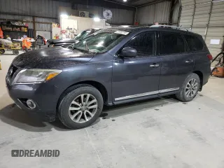 2014 Nissan Pathfinder Platinum with VIN 5N1AR2MM4EC603036, listed as a Copart auction lot 53446195 with 204,764 mi miles and Salvage Title. Bid and sale history available at carsss.com. Image 1.