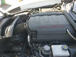 2017 Chevrolet Corvette Z51 3LT с VIN 1G1YM2D72H5119735, выставлен на аукционе IAAI как лот 43405628 с пробегом 19 082 миль миль и . История ставок и продаж доступна на DreamBid. Изображение 19.