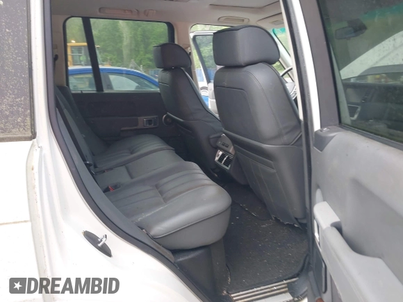 2005 Land Rover Range Rover with VIN SALMF114X5A195476, listed as a IAAI auction lot 42217329 with Not Provided miles and . Bid and sale history available at DreamBid. Image 8.