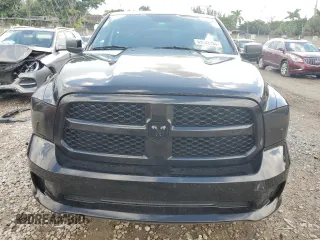2018 Ram 1500 Express z VIN 1C6RR6KT1JS295484, wystawiony jako Copart lot #69132994 z przebiegiem 146 900 mil mil oraz Nie do naprawy • Non repairable. Historia ofert i sprzedaży dostępna na DreamBid. Obrazek 5.