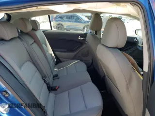 2015 Kia Forte EX with VIN KNAFX5A81F5320234, listed as a Copart auction lot 52598225 with 40,242 mi miles and Salvage Title. Bid and sale history available at DreamBid. Image 10.