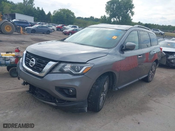 2020 Nissan Pathfinder SV with VIN 5N1DR2BM1LC597564, listed as a IAAI auction lot 40242394 with 157,913 mi miles. Bid and sale history available at carsss.com. Image 2.