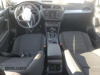 2023 Volkswagen Tiguan S с VIN 3VVFB7AX5PM093275, выставлен на аукционе Copart как лот 73763224 с пробегом 11 084 миль миль и Списание • Salvage title. История ставок и продаж доступна на DreamBid. Изображение 8.
