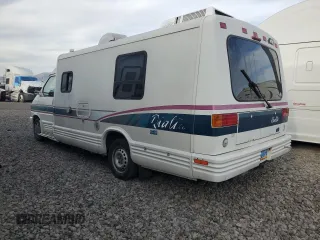 1997 Volkswagen EuroVan с VIN WV3AH8709VH082723, выставлен на аукционе Copart как лот 74735664 с пробегом 122 885 миль миль и Чистый • Clean title. История ставок и продаж доступна на DreamBid. Изображение 3.
