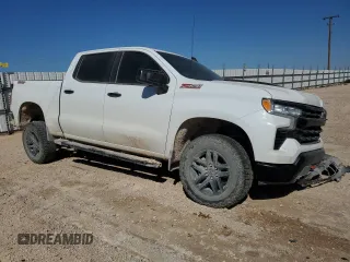 2023 Chevrolet Silverado 1500 LT Trail Boss with VIN 3GCUDFED2PG338896, listed as a Copart auction lot 72895014 with 39,444 mi miles and Salvage Title. Bid and sale history available at DreamBid. Image 4.