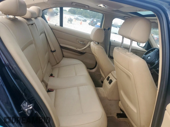 2010 BMW 3 Series 328i xDrive with VIN WBAPK5C57AA652894, listed as a Copart auction lot 62106955 with 114,310 mi miles and Salvage title. Bid and sale history available at DreamBid. Image 10.