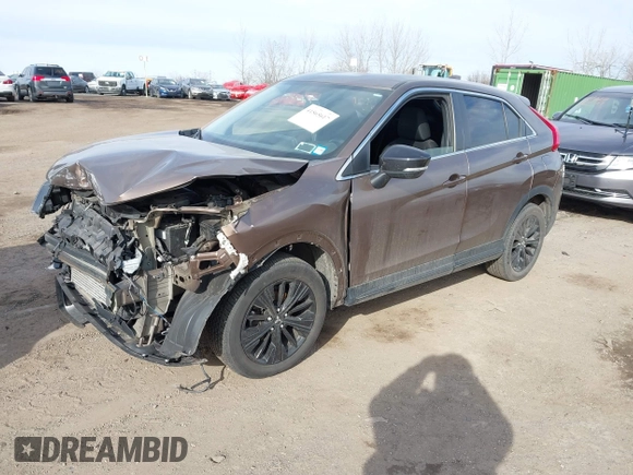 2018 Mitsubishi Eclipse Cross LE z VIN JA4AT4AA2JZ061576, wystawiony jako IAAI lot #41565617 z przebiegiem 28 488 mil mil oraz . Historia ofert i sprzedaży dostępna na DreamBid. Obrazek 17.