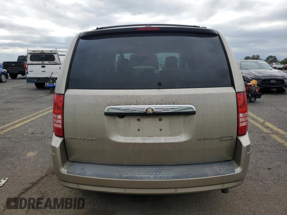 2009 Chrysler Town & Country Touring with VIN 2A8HR541X9R640222, listed as a Copart auction lot 72624974 with 140,591 mi miles and Salvage Title. Bid and sale history available at DreamBid. Image 6.