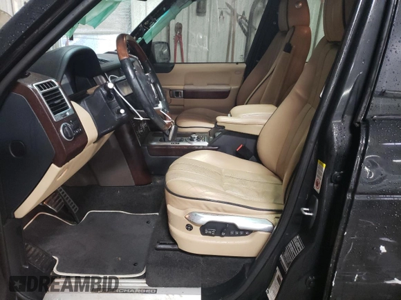 2011 Land Rover Range Rover SC with VIN SALMF1E46BA332032, listed as a Copart auction lot 42714825 with 98,298 mi miles and Salvage title. Bid and sale history available at DreamBid. Image 7.