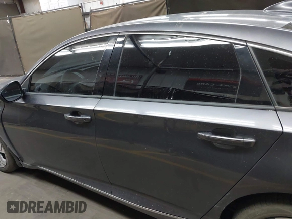 2019 Honda Accord EX z VIN 1HGCV1F44KA150237, wystawiony jako IAAI lot #42192508 z przebiegiem 57 147 mil mil oraz . Historia ofert i sprzedaży dostępna na DreamBid. Obrazek 14.