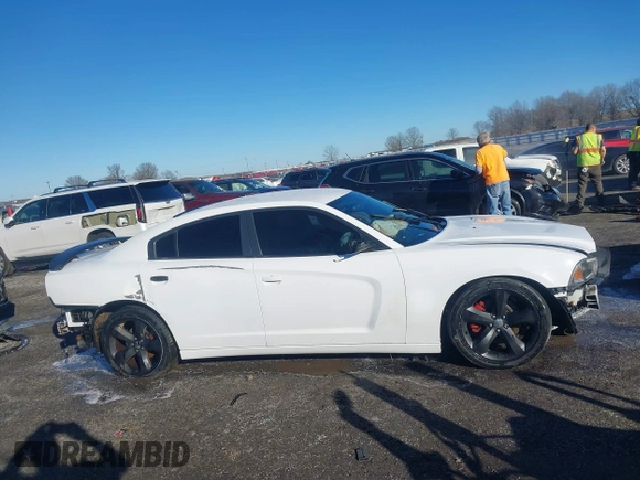 2013 Dodge Charger RT with VIN 2C3CDXCT2DH664760, listed as a IAAI auction lot 41281481 with 93,086 mi miles and . Bid and sale history available at carsss.com. Image 13.