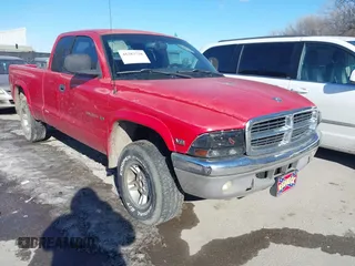 1999 Dodge Dakota SLT with VIN 1B7GG22Y3XS289253, listed as a IAAI auction lot 41283728 with 154,038 mi miles and . Bid and sale history available at carsss.com. Image 1.