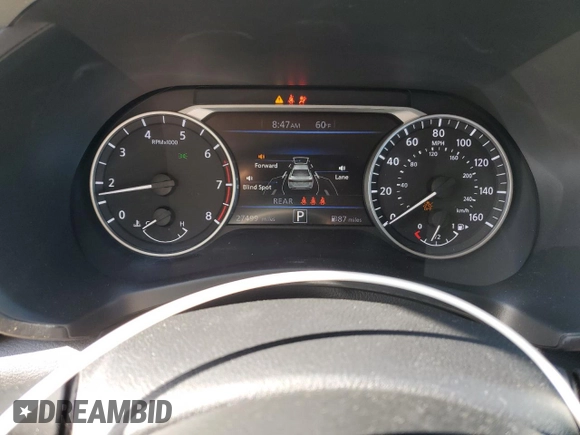 2024 Nissan Sentra SV with VIN 3N1AB8CV3RY273251, listed as a Copart auction lot 55443775 with 27,499 mi miles and Clean Title. Bid and sale history available at DreamBid. Image 9.