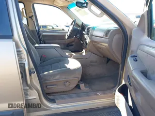 2003 Ford Explorer XLT with VIN 1FMZU73E63ZB17556, listed as a IAAI auction lot 41665155 with 230,391 mi miles and . Bid and sale history available at DreamBid. Image 5.