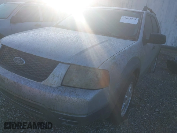 2005 Ford Freestyle SE with VIN 1FMZK01165GA52333, listed as a IAAI auction lot 41062704 with 234,459 mi miles. Bid and sale history available at carsss.com. Image 6.