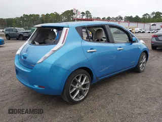 2012 Nissan LEAF SL with VIN JN1AZ0CPXCT022337, listed as a IAAI auction lot 40299658 with 43,173 mi miles. Bid and sale history available at carsss.com. Image 4.