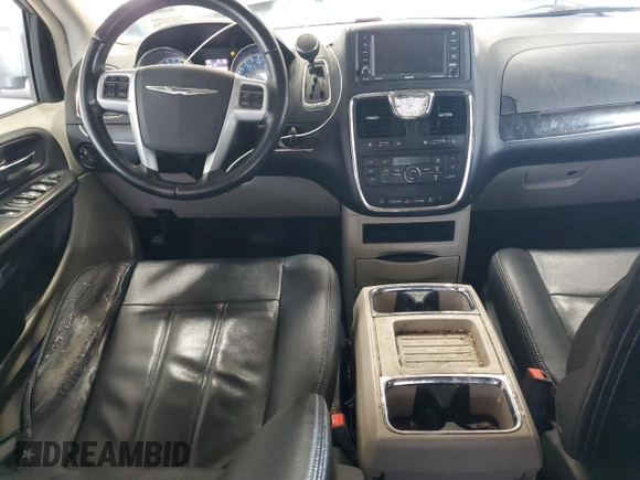 2014 Chrysler Town & Country Touring with VIN 2C4RC1BG4ER208328, listed as a Copart auction lot 64603194 with 180,899 mi miles and Clean Title. Bid and sale history available at DreamBid. Image 8.