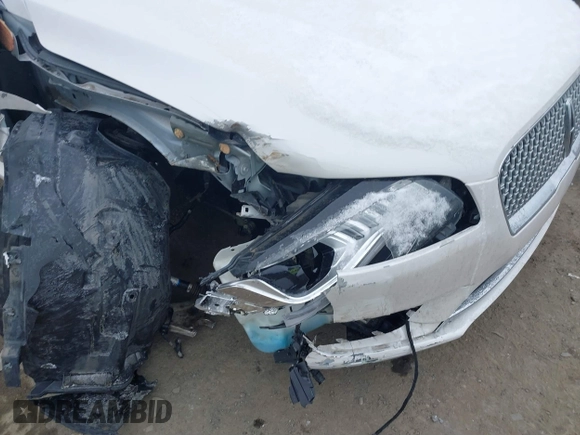 2019 Lincoln MKZ Standard with VIN 3LN6L5A93KR624594, listed as a IAAI auction lot 41379000 with 87,504 mi miles. Bid and sale history available at carsss.com. Image 6.
