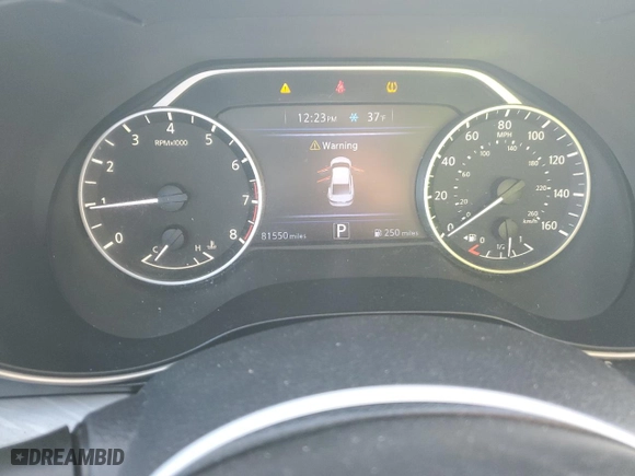 2018 Nissan Maxima SL with VIN 1N4AA6AP7JC381562, listed as a Copart auction lot 86142204 with 81,550 mi miles and Salvage Title. Bid and sale history available at carsss.com. Image 9.