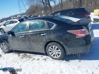 2015 Nissan Altima 2.5 with VIN 1N4AL3AP2FN893329, listed as a IAAI auction lot 41624345 with 154,065 mi miles. Bid and sale history available at carsss.com. Image 14.