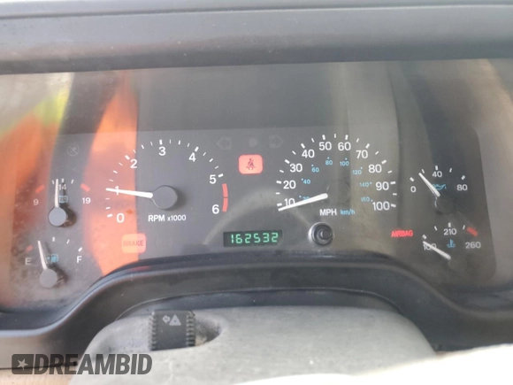 2000 Jeep Wrangler SE with VIN 1J4FA29P6YP753791, listed as a Copart auction lot 43945135 with 162,532 mi miles and Salvage Title. Bid and sale history available at carsss.com. Image 9.