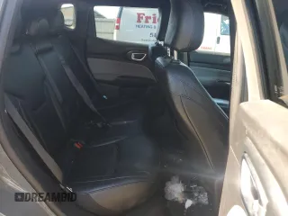 2023 Jeep Compass Latitude Lux с VIN 3C4NJDFN0PT570512, выставлен на аукционе Copart как лот 54932165 с пробегом 27 227 миль миль и Списание • Salvage title. История ставок и продаж доступна на DreamBid. Изображение 11.