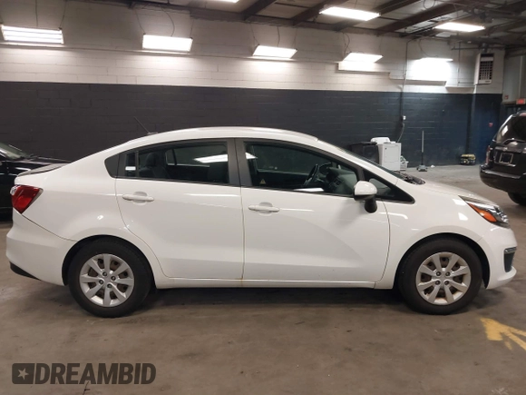 2016 Kia Rio LX with VIN KNADM4A38G6647353, listed as a IAAI auction lot 41822464 with 88,801 mi miles. Bid and sale history available at carsss.com. Image 13.