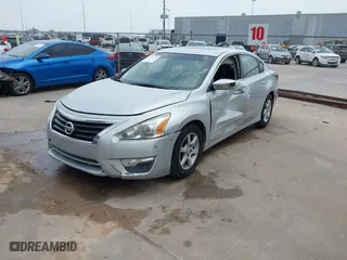 2015 Nissan Altima 2.5 SL with VIN 1N4AL3APXFC570268, listed as a IAAI auction lot 41797735 with 112,808 mi miles. Bid and sale history available at carsss.com. Image 17.