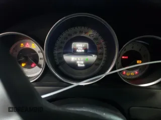 2014 Mercedes-Benz C 250 Sport z VIN WDDGF4HB1EA938087, wystawiony jako Copart lot #51686845 z przebiegiem 92 879 mil mil oraz Szkoda całkowita • Salvage title. Historia ofert i sprzedaży dostępna na DreamBid. Obrazek 9.