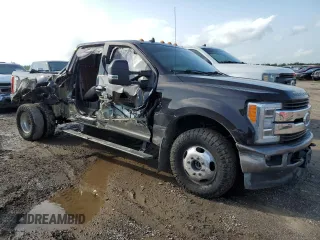 2019 Ford F-350 XL with VIN 1FT8W3DT3KEC29866, listed as a Copart auction lot 53613125 with 95,237 mi miles and Salvage title. Bid and sale history available at DreamBid. Image 4.