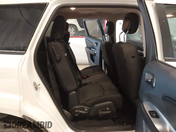 2018 Dodge Journey SE with VIN 3C4PDCAB5JT254022, listed as a IAAI auction lot 41624286 with 97,610 mi miles. Bid and sale history available at carsss.com. Image 8.